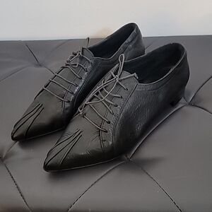 Modern Vice Black Leather Lace up Minimalist Shoe.